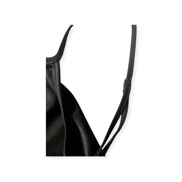 Guess black pleated scoop neck short sleeve dress, size 6 - Picture 12 of 13